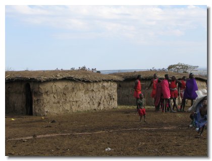 KE 152 - Cow Dung Huts